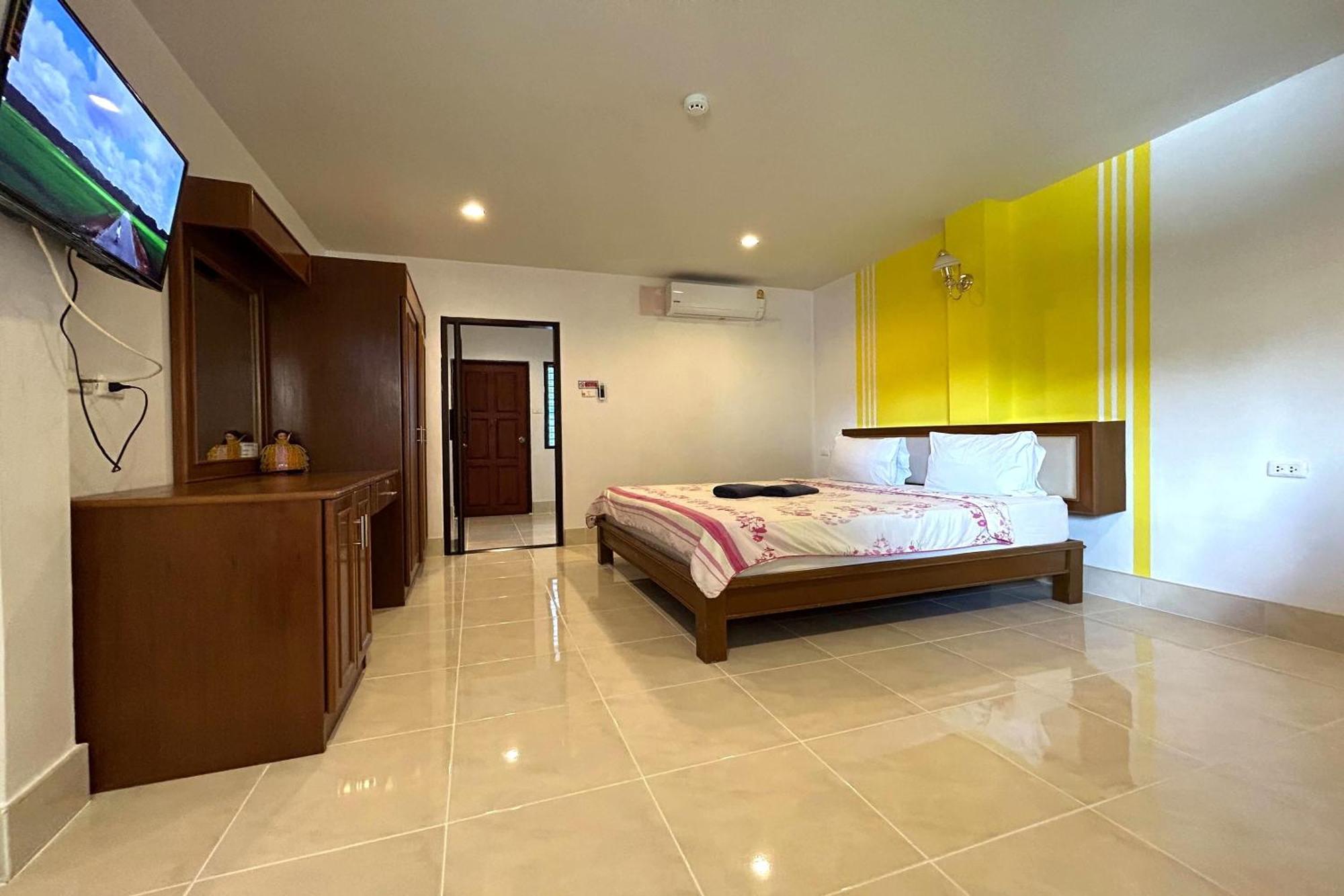 Отель Sb Park Mansion Пхукет Экстерьер фото